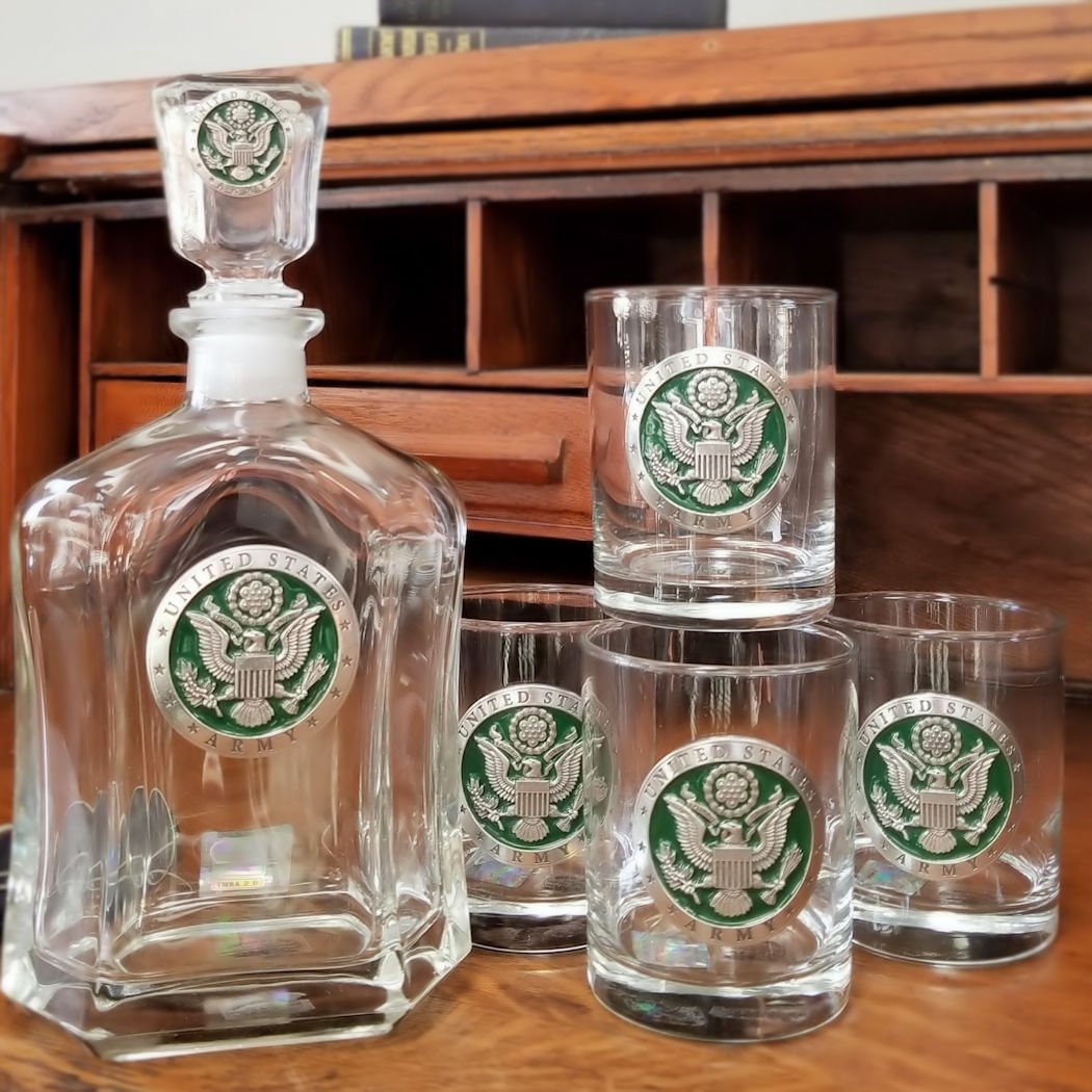 U.S. Army Deluxe Barware – A Simpler Time